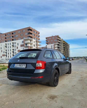 Skoda Octavia cena 46990 przebieg: 241000, rok produkcji 2016 z Lublin małe 37